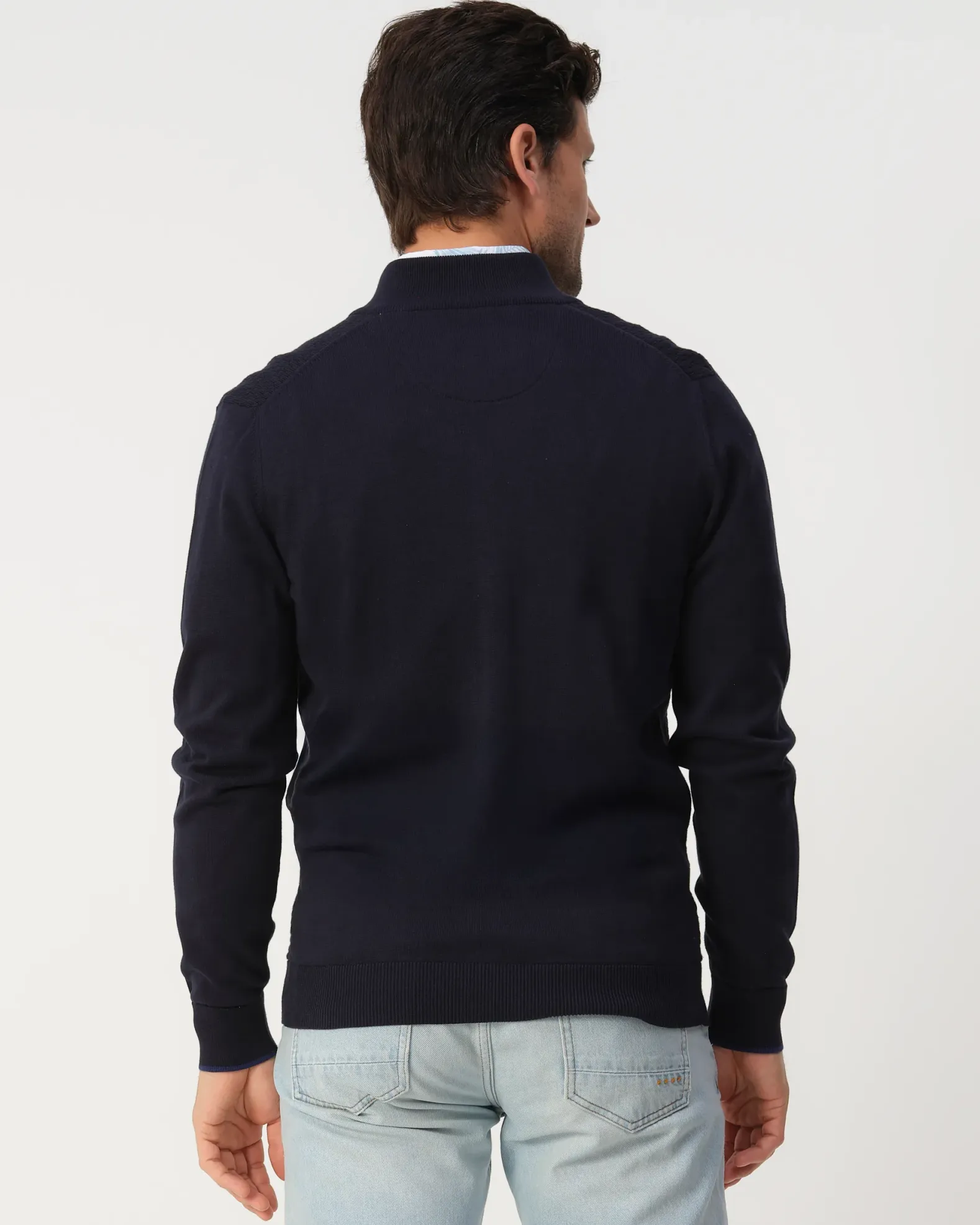 Campbell Fince Vest