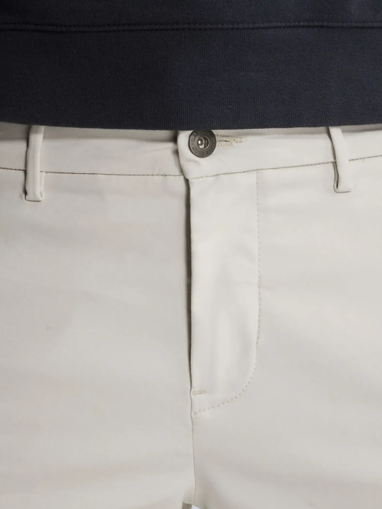 Cast Iron Cylas Chino
