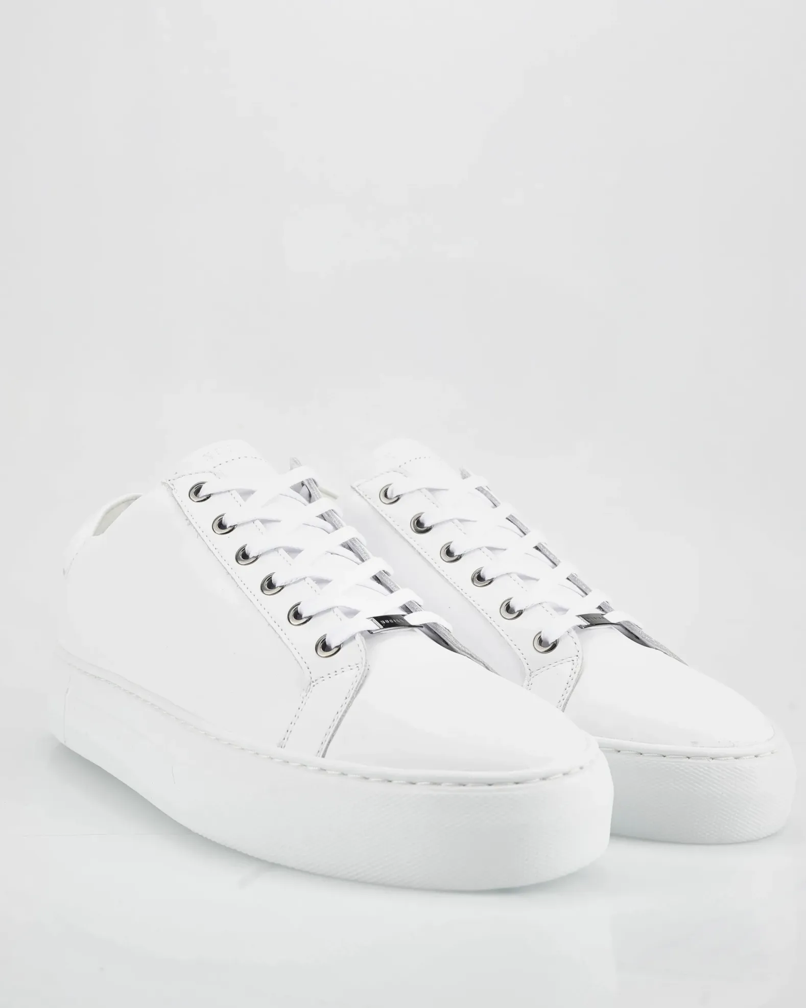Nubikk Sneakers