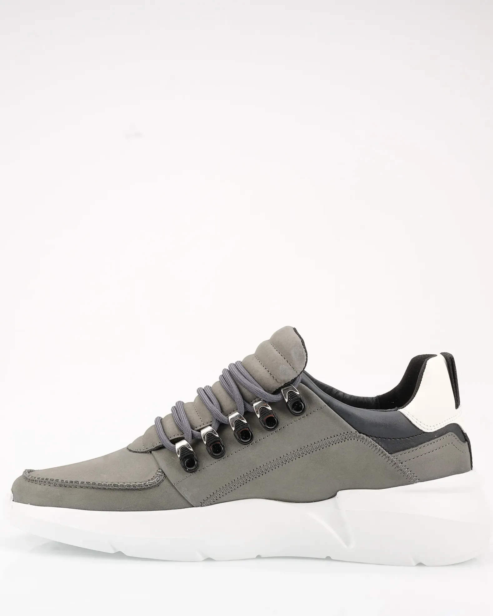 Nubikk Sneakers