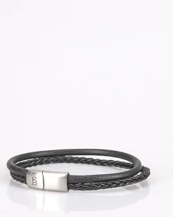 Steel & Barnett Sieraad