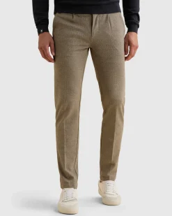 Vanguard Chino V11
