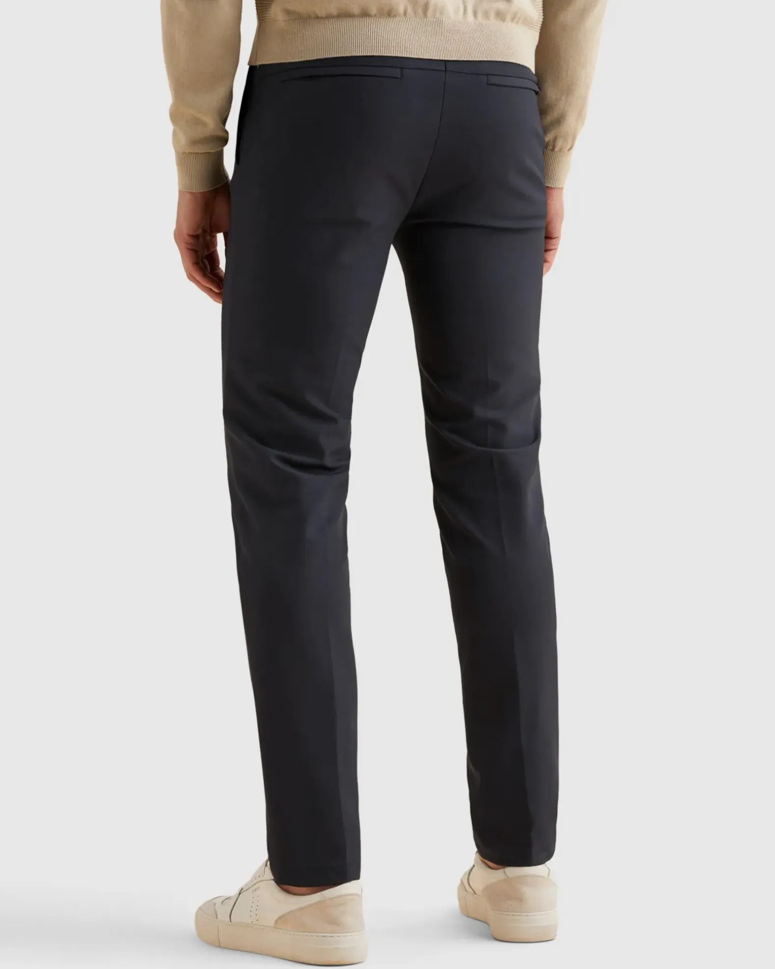 Vanguard V12 Chino