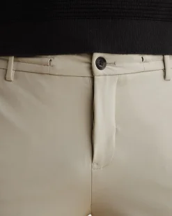 Vanguard V12 Chino