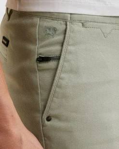 Vanguard V65 Short