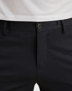 Vanguard V11 Short