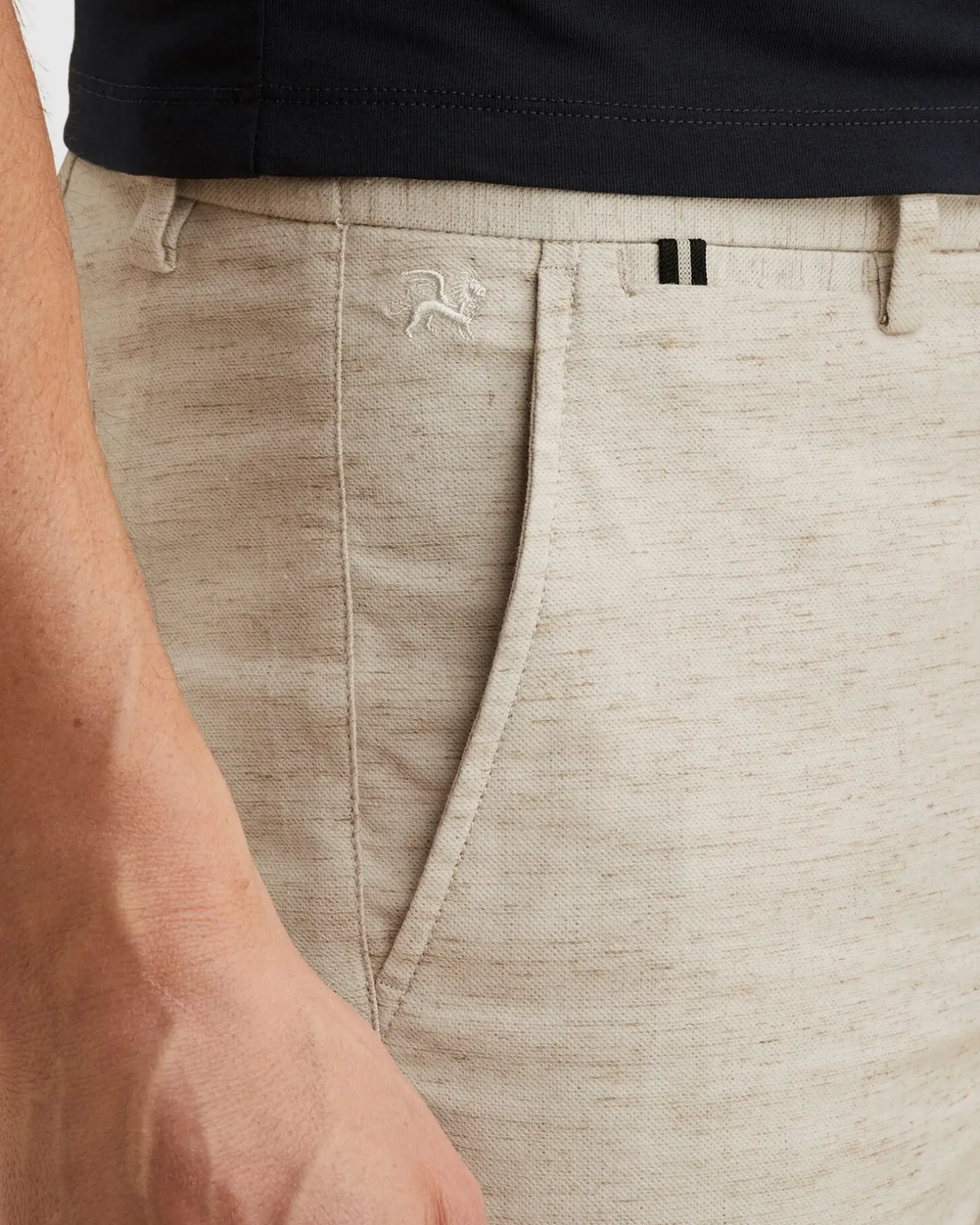 Vanguard V11 Short