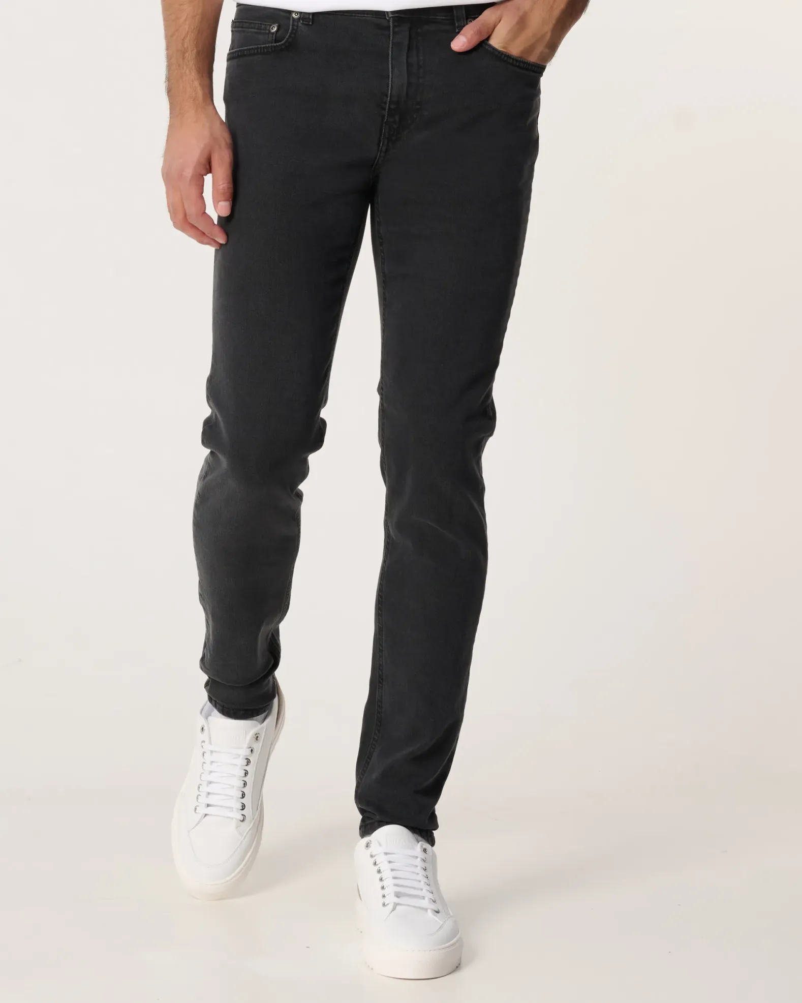 Won Hundred Dean Jeans
